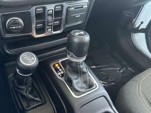Certified 2024 Jeep Wrangler Unlimited Sport AWD/4WD image 21