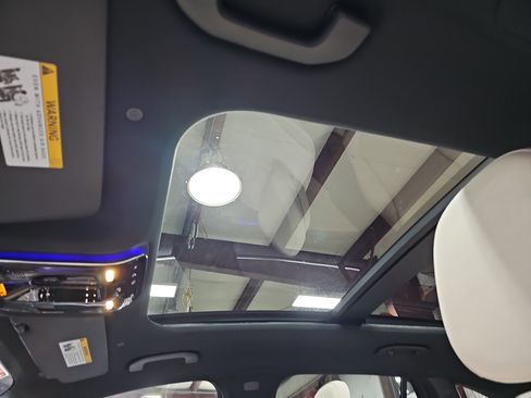 New 2026 Mercedes-Benz GLC 300 image 31