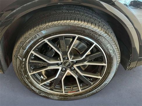 Used 2024 Audi SQ5 Premium Plus image 10