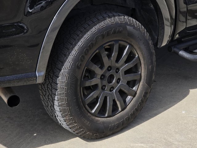 Used 2019 Ford Ranger XLT w/ Equipment Group 302A Luxury AWD/4WD image 13