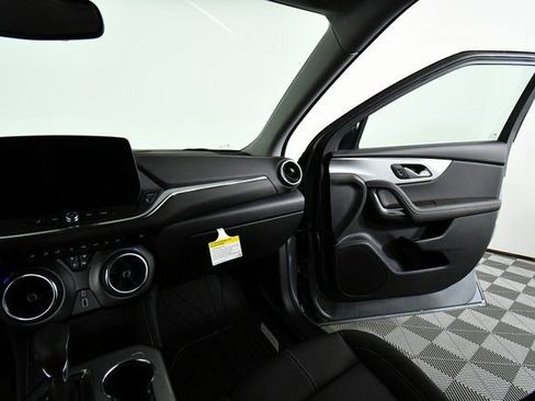 New 2026 Chevrolet Blazer LT w/ Midnight/Sport Edition image 20