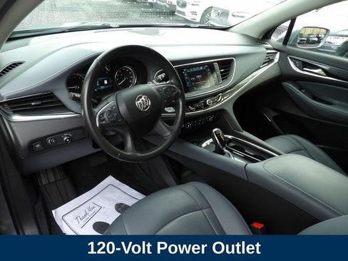 Used 2019 Buick Enclave Essence AWD/4WD image 9