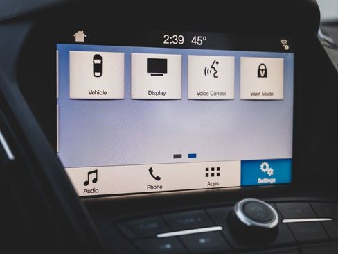 Used 2019 Ford Escape SE image 15