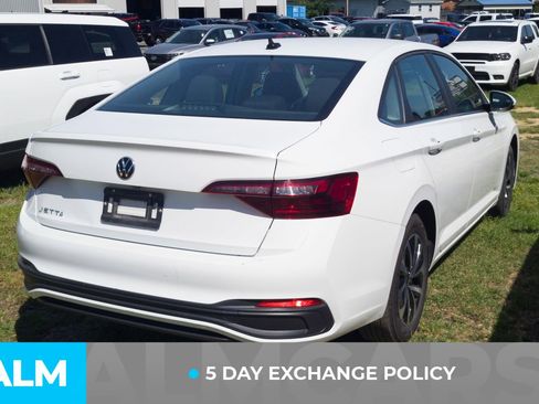 Used 2024 Volkswagen Jetta S FWD image 4
