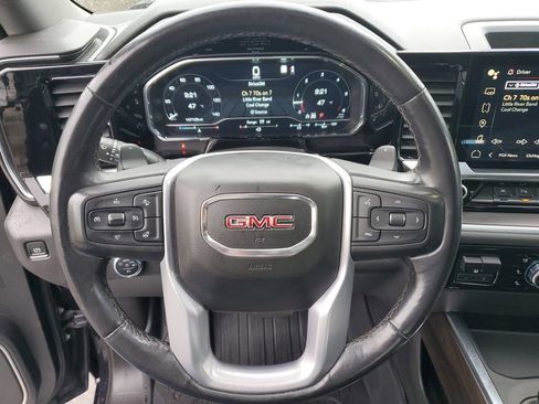 Used 2022 GMC Sierra 1500 SLT w/ SLT Premium Plus Package AWD/4WD image 19