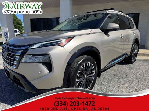 Used 2026 Nissan Rogue Platinum w/ Platinum Premium Package AWD/4WD image 39