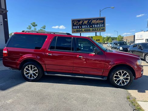 Used 2017 Ford Expedition EL XLT w/ Equipment Group 202A RWD image 2