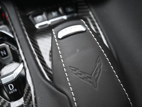 Used 2023 Chevrolet Corvette Stingray Preferred Cpe w/ Z51 Performance Package RWD image 29
