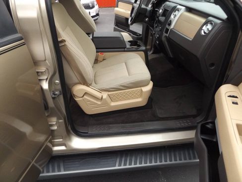 Used 2013 Ford F150 XLT w/ Mid Equipment Group AWD/4WD image 21