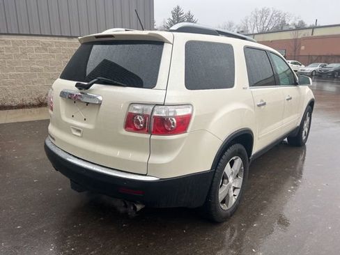 Used 2009 GMC Acadia SLT w/ Technology Package FWD image 5