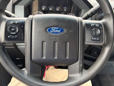 Used 2016 Ford F250 XL w/ Power Equipment Group AWD/4WD image 28
