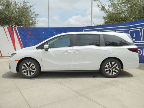 New 2026 Honda Odyssey EX-L image 10