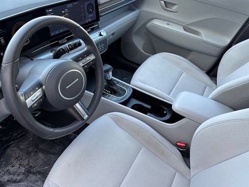 Used 2025 Hyundai Kona SEL FWD image 10