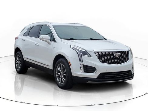 Used 2021 Cadillac XT5 Premium Luxury AWD/4WD image 2