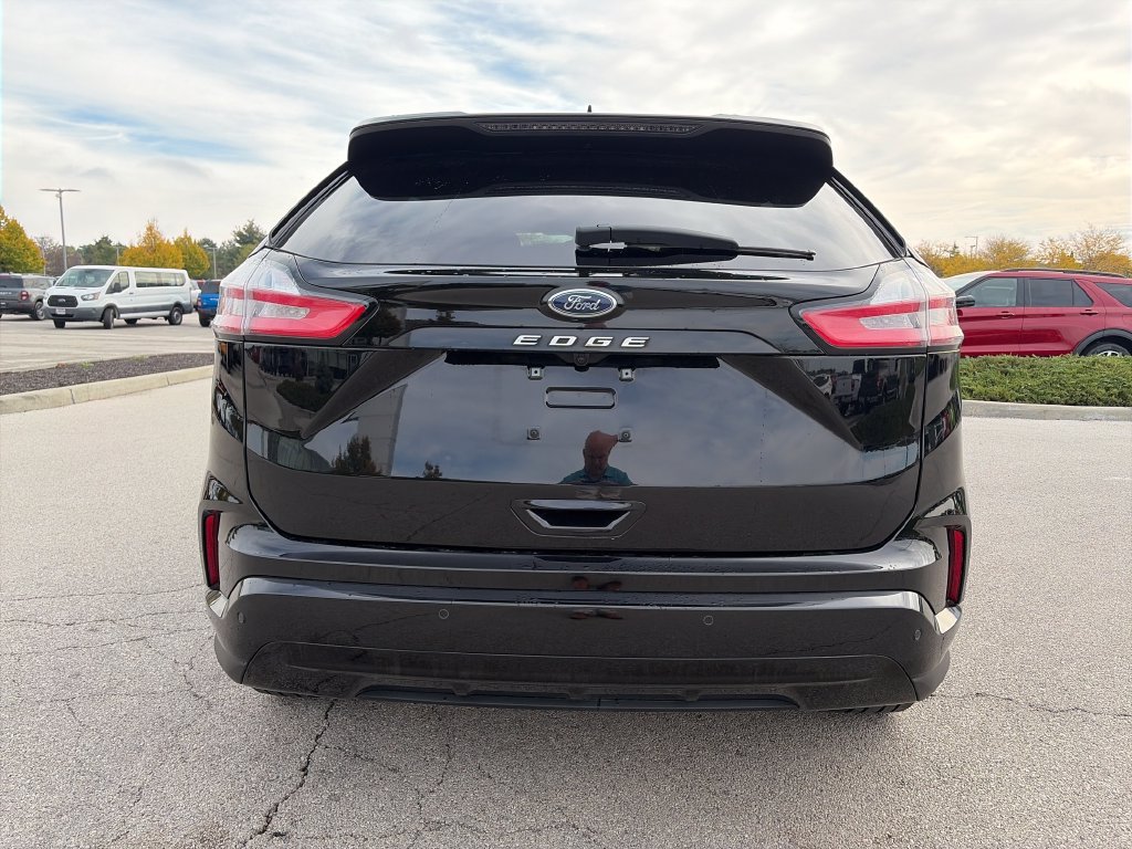 Used 2024 Ford Edge ST-Line AWD/4WD image 6