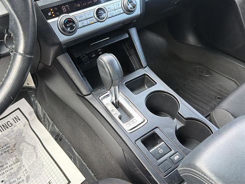Used 2015 Subaru Legacy 2.5i Premium AWD/4WD image 19