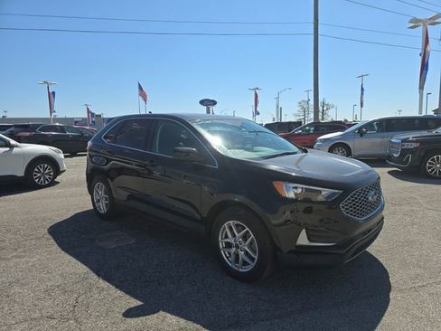 Used 2023 Ford Edge SEL AWD/4WD image 3