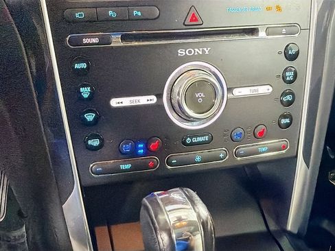 Used 2017 Ford Explorer Platinum AWD/4WD image 17