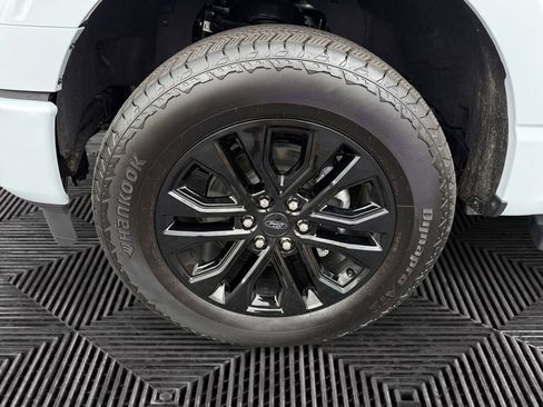 Used 2025 Ford F150 Lariat w/ Equipment Group 501A Mid image 16