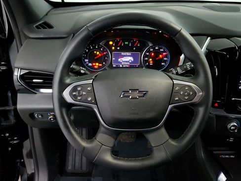 Used 2023 Chevrolet Traverse RS FWD image 19