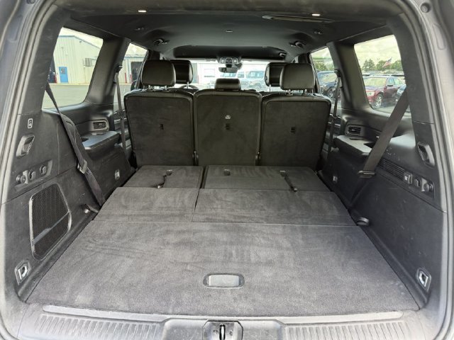 Used 2024 Jeep Wagoneer Series II w/ Flexible Seating Group AWD/4WD image 17