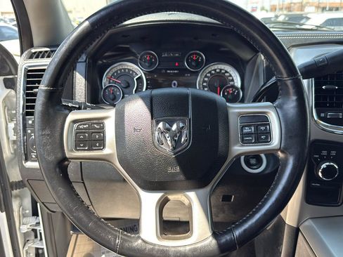 Used 2016 RAM 2500 Laramie w/ Convenience Group AWD/4WD image 17