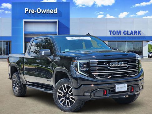 Used 2025 GMC Sierra 1500 AT4 w/ AT4 Premium Package AWD/4WD image 1