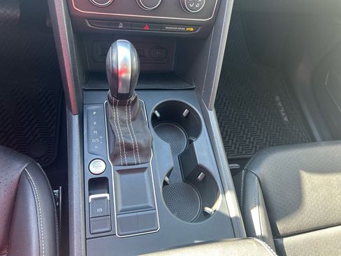 Used 2022 Volkswagen Atlas SE image 52