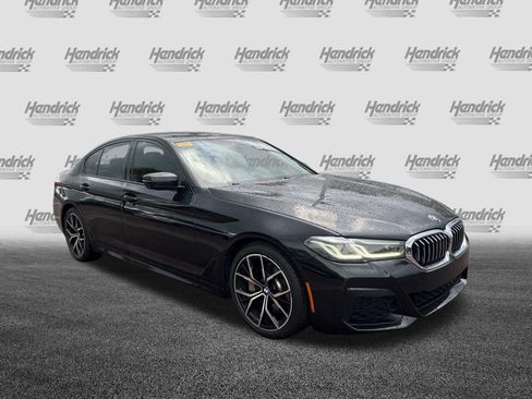 Used 2021 BMW 530i w/ M Sport Package RWD image 3