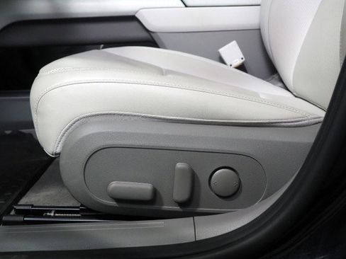 Used 2023 Hyundai Ioniq 6 SEL image 60