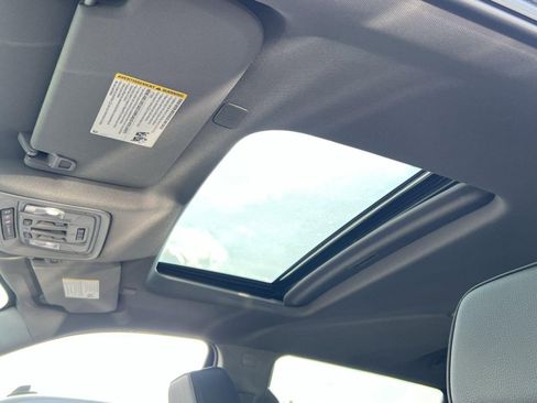 New 2025 GMC Sierra 3500 Denali w/ Denali Reserve Package image 19