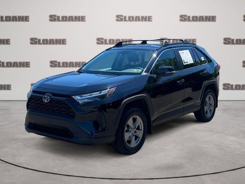 Used 2024 Toyota RAV4 LE AWD/4WD image 1