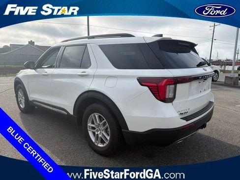 Used 2025 Ford Explorer Active w/ Active Comfort Package RWD image 5