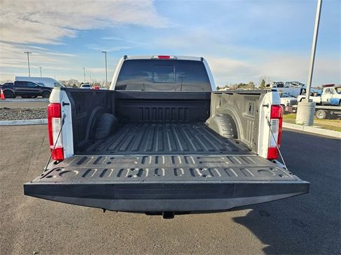 Used 2019 Ford F250 Lariat w/ Lariat Value Package image 29
