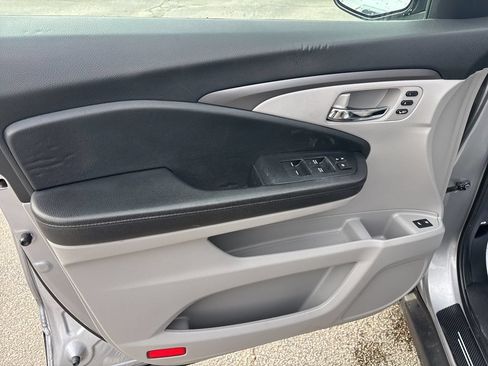 Used 2022 Honda Pilot Special Edition image 15