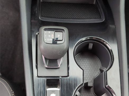Used 2023 Nissan Rogue SV FWD image 24