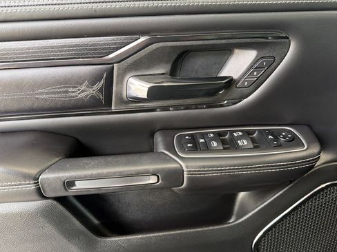 Used 2023 RAM 1500 Limited AWD/4WD image 12