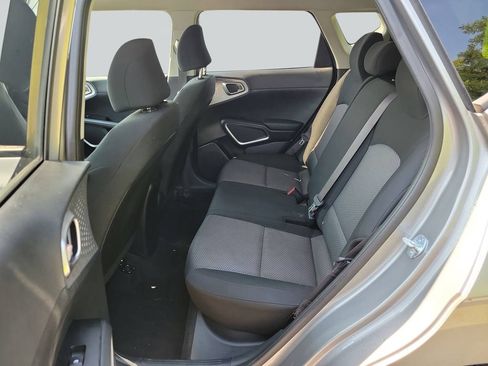 Used 2023 Kia Soul LX w/ Option Group 015 FWD image 26