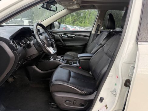 Used 2018 Nissan Rogue SL w/ Premium Package AWD/4WD image 17