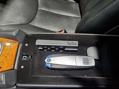 Used 2008 Mercedes-Benz SL 550 image 28