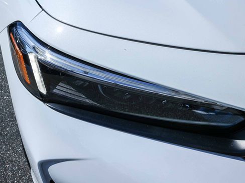 Used 2025 Honda Civic Sport image 14