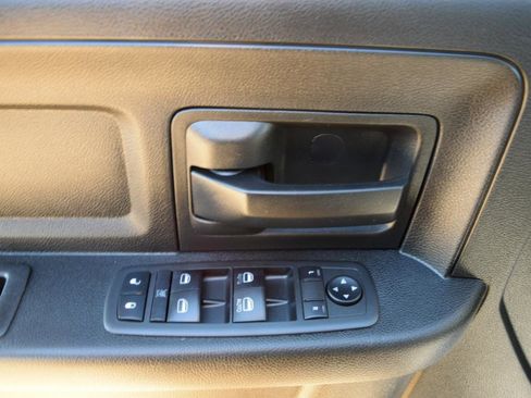 Used 2019 RAM 1500 Tradesman w/ Popular Equipment Group image 9