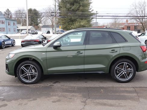 Used 2023 Audi Q5 e Premium Plus w/ Premium Plus Package image 9