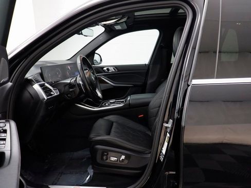 Used 2025 BMW X5 xDrive40i image 5