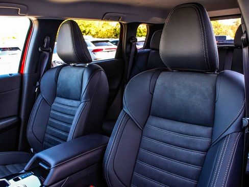 New 2025 Mitsubishi Outlander SE AWD/4WD image 32