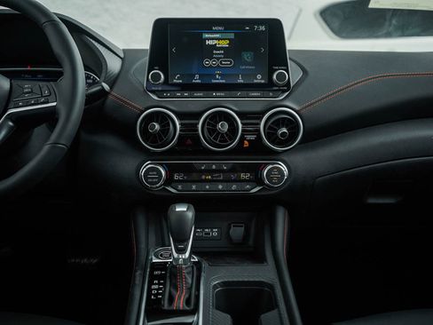 New 2025 Nissan Sentra SR w/ SR Premium Package image 15