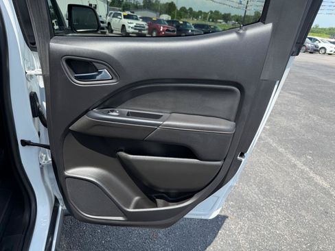 Used 2021 GMC Canyon AT4 w/ Driver Alert Package AWD/4WD image 18