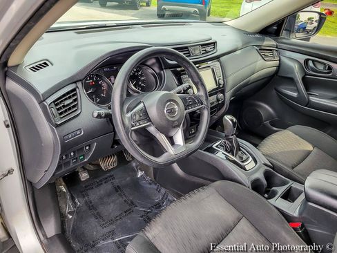 Used 2020 Nissan Rogue S FWD image 10