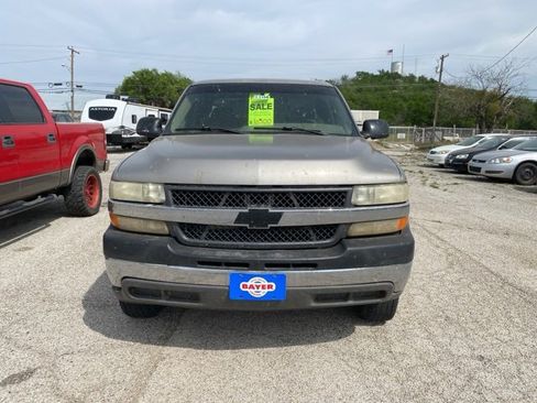 Used 2001 Chevrolet Silverado 2500 LS image 2
