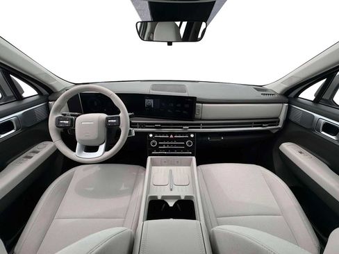 New 2026 Hyundai Santa Fe SE FWD image 8